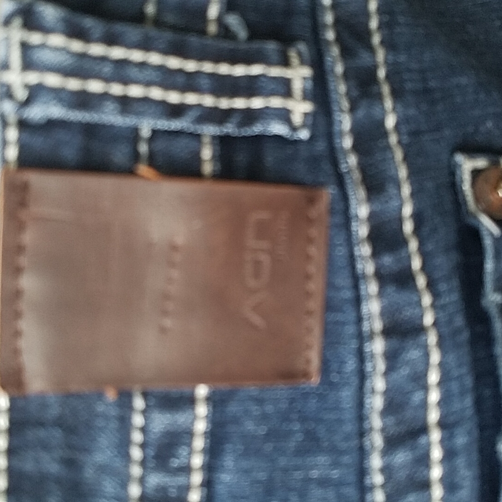 Jeans - Picture 8 of 11